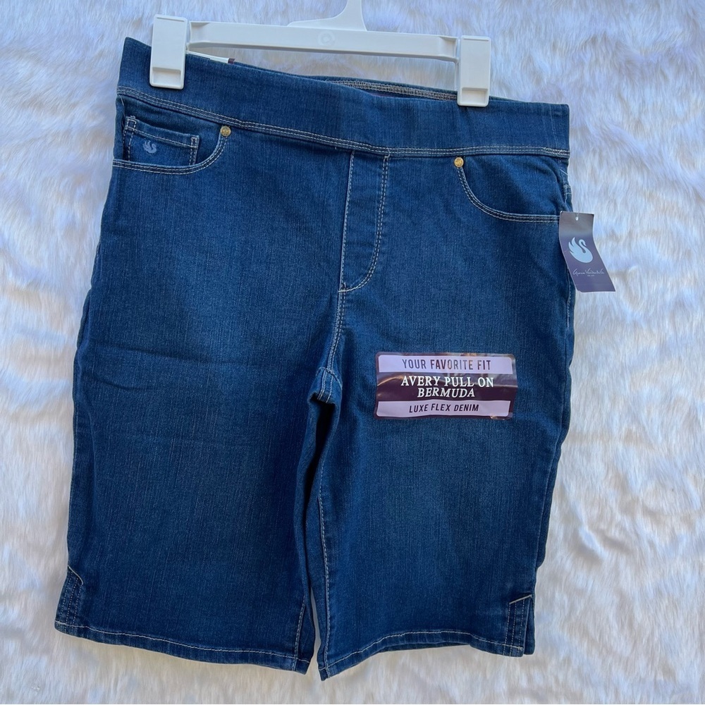 NWT‎ Gloria Vanderbilt Women's Avery Pull on Bermuda Short - Picture 3 of 16